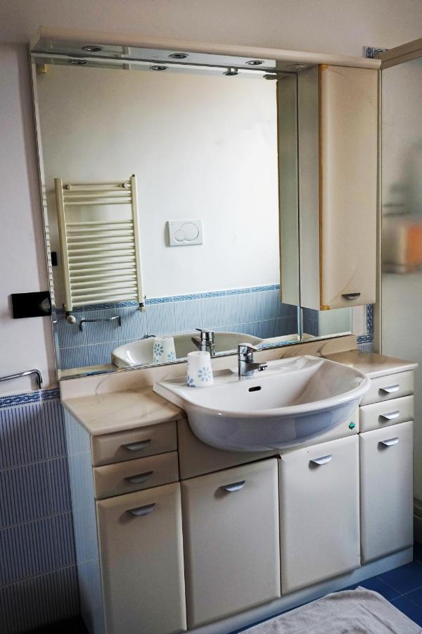 Stanza Con Vista Mare Appartement Bari Buitenkant foto