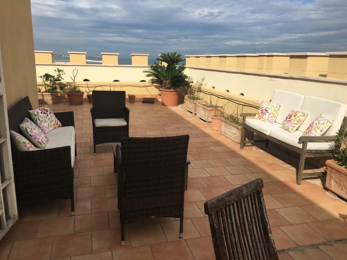 Stanza Con Vista Mare Appartement Bari Buitenkant foto